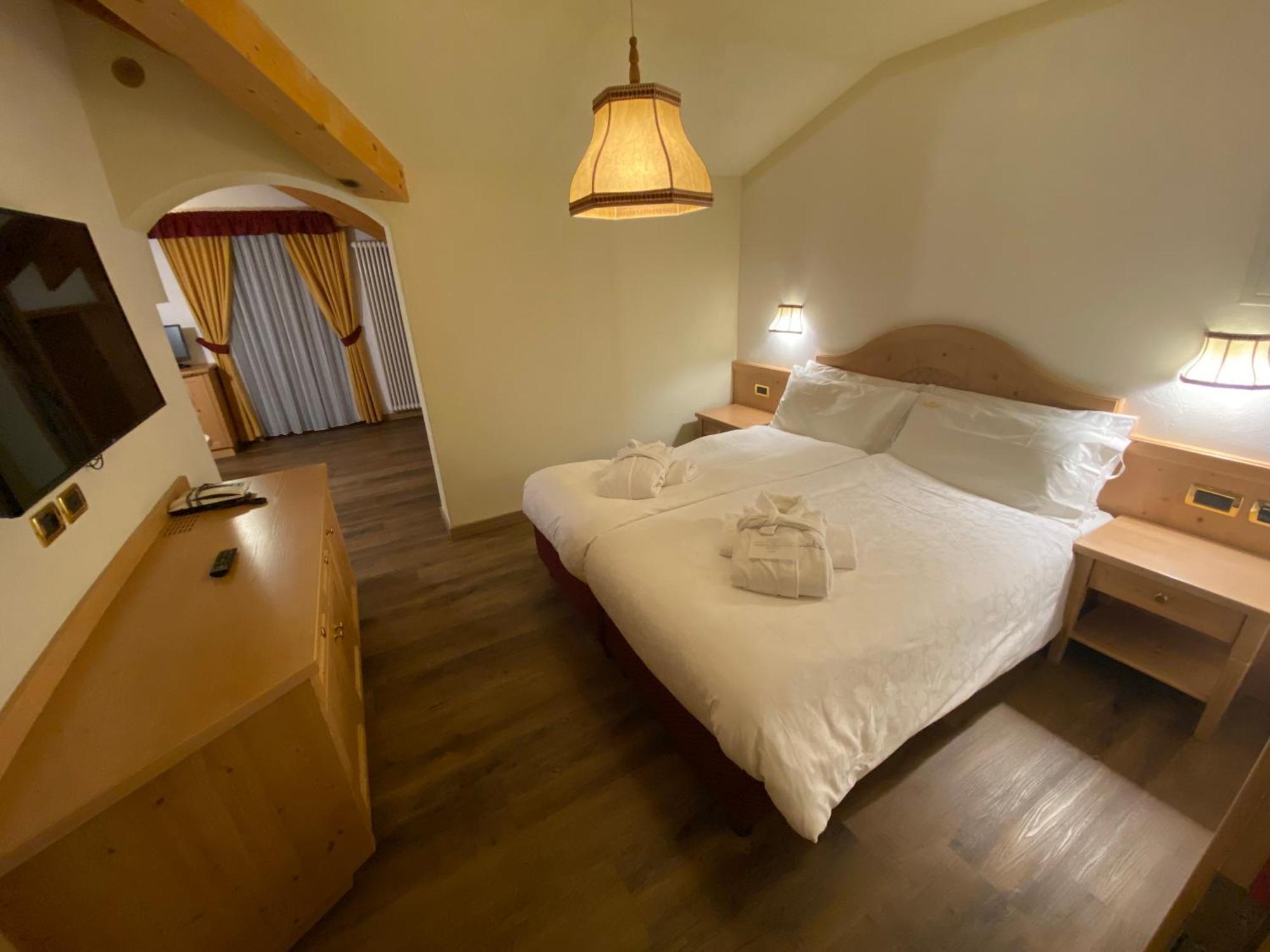 Hotel Terme Antico Bagno Поцца-ди-Фасса Номер фото